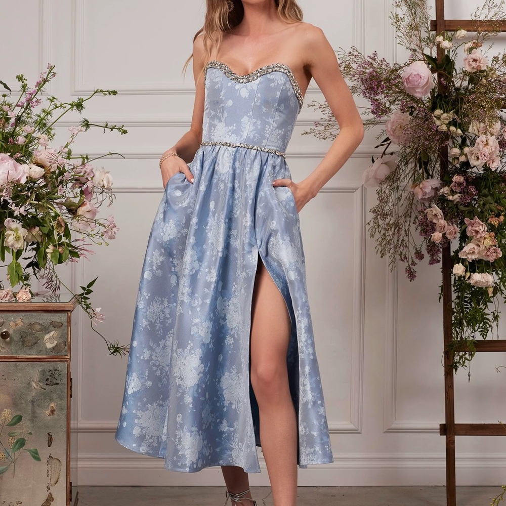 V. Chapman Strapless Blue Floral Dress